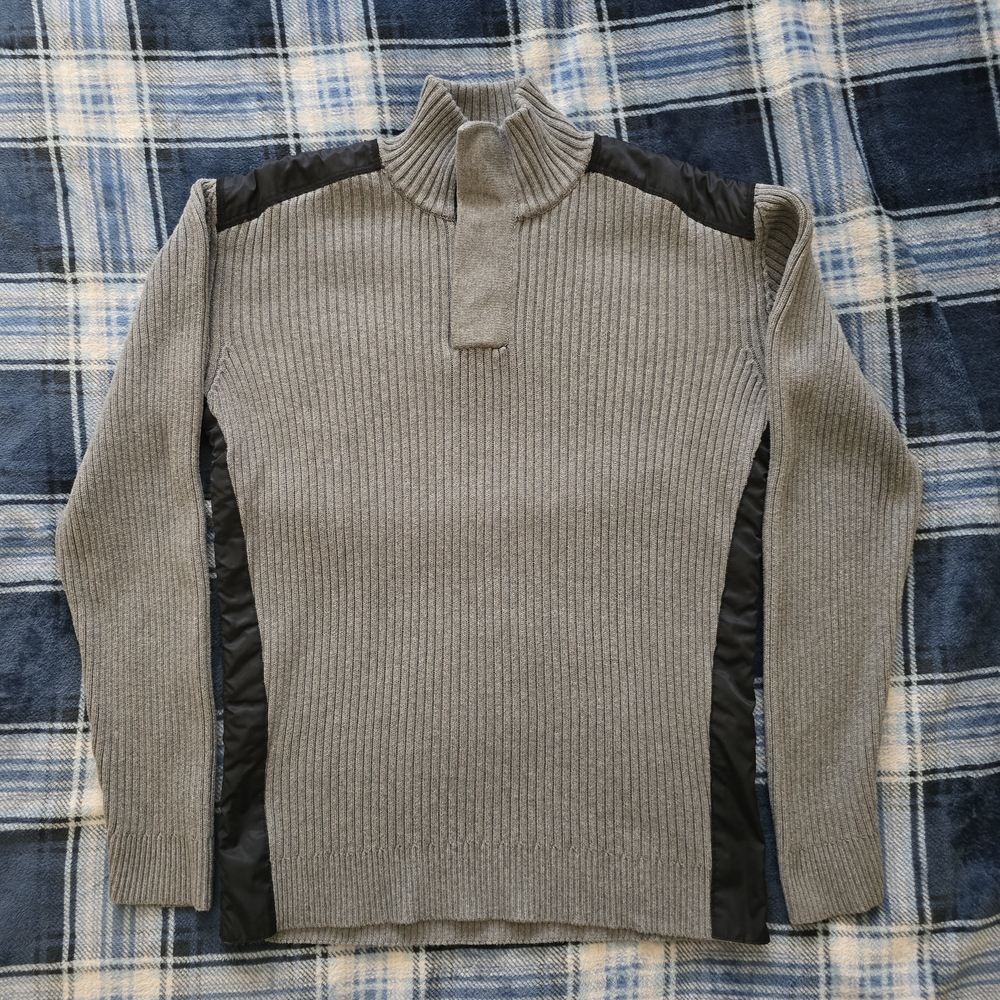INC International Concepts Gray and Black Turtleneck Sweater